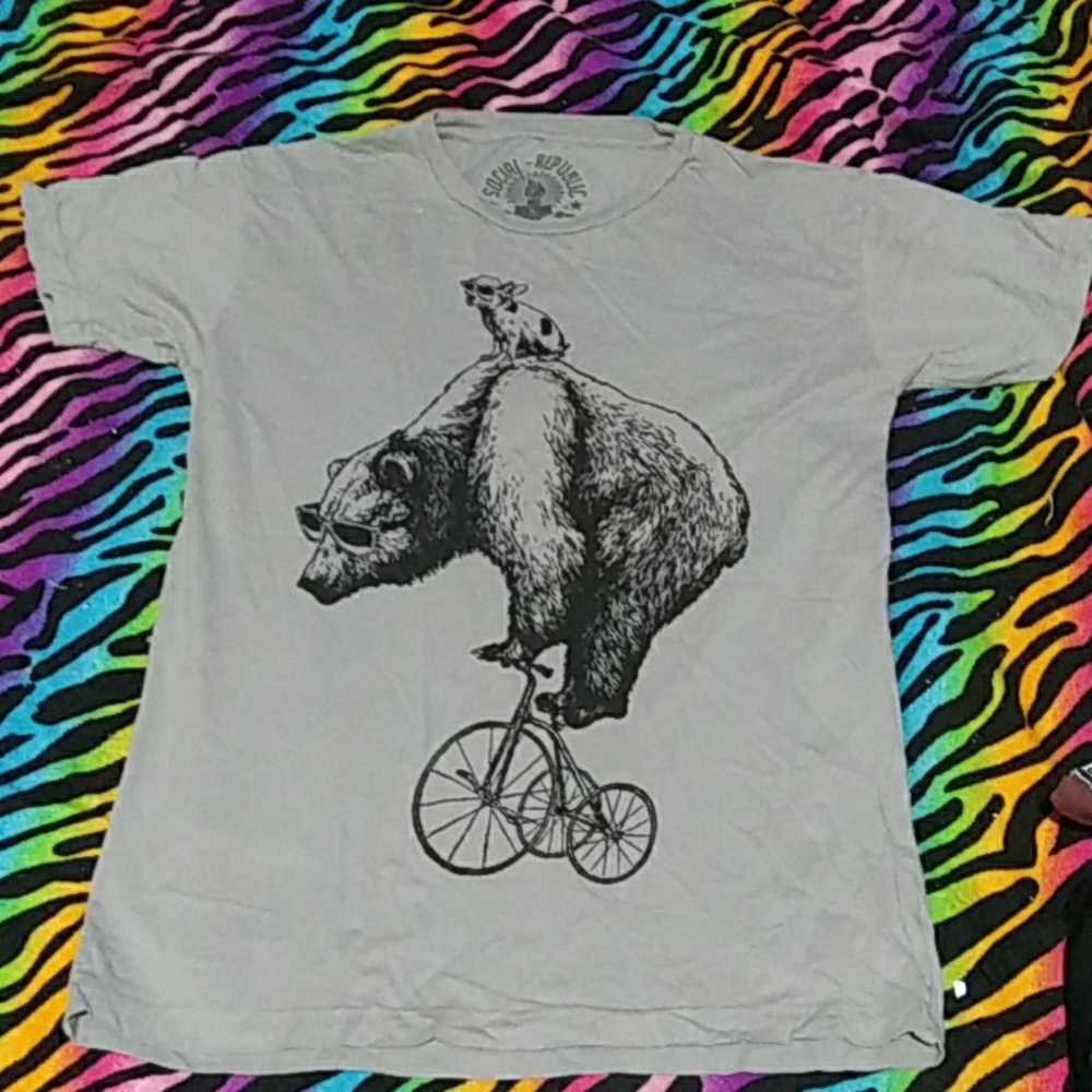 Social republic shirt